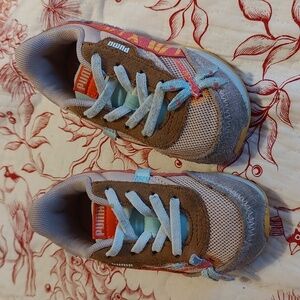 NEW PUMA Sneakers Kids 7C Multicolor Dragonfly Play On Running Shoes Slip-on